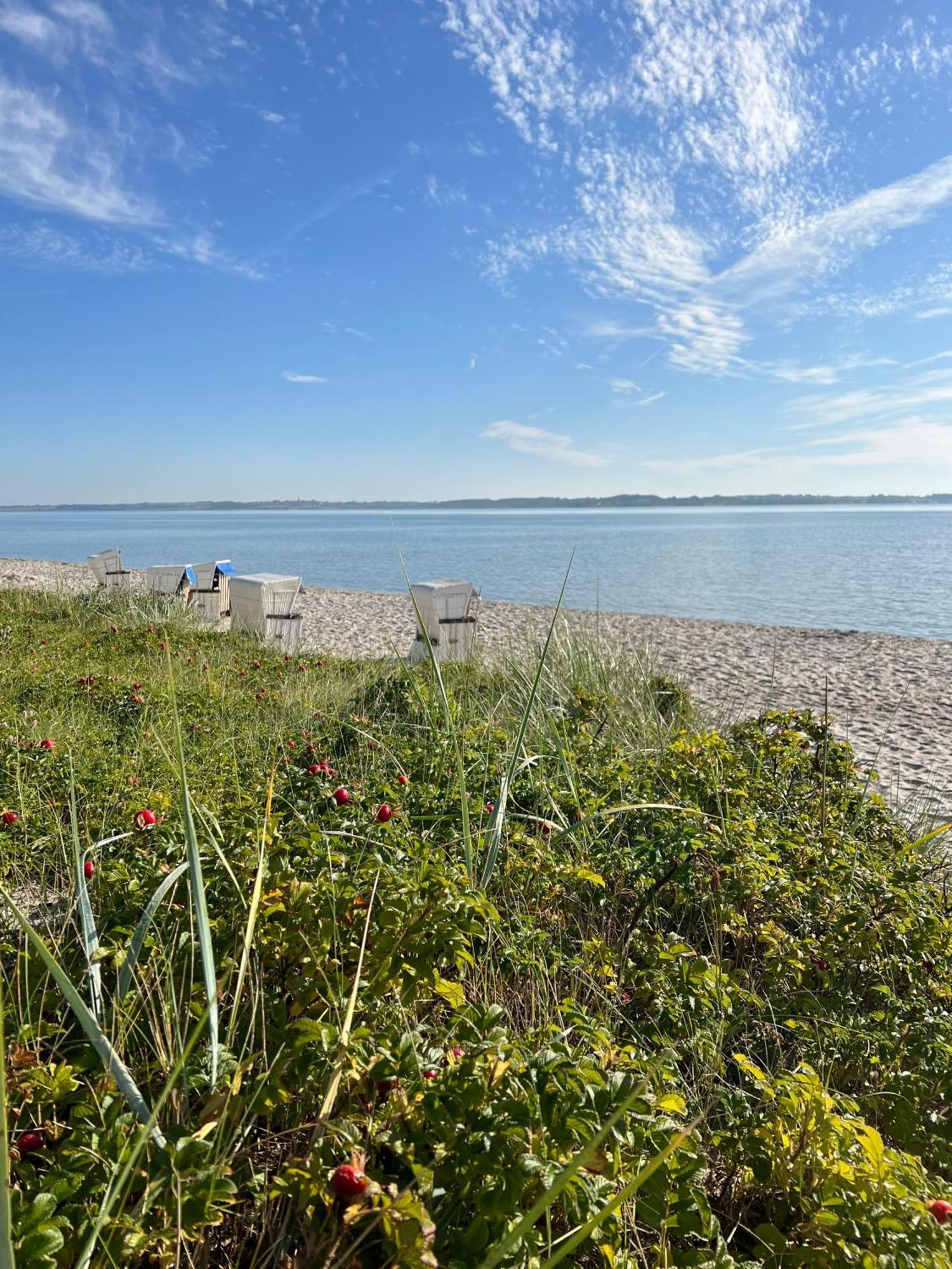 Ostsee-Strandhaus-Holnis กลึคส์บวร์ก ภายนอก รูปภาพ