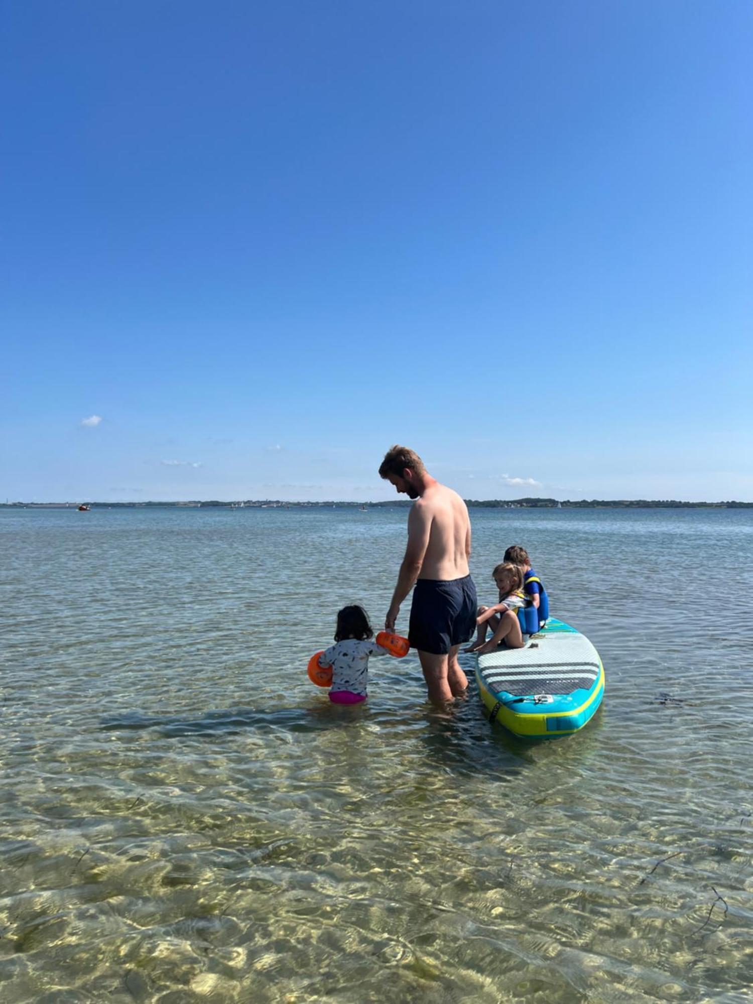 Ostsee-Strandhaus-Holnis กลึคส์บวร์ก ภายนอก รูปภาพ
