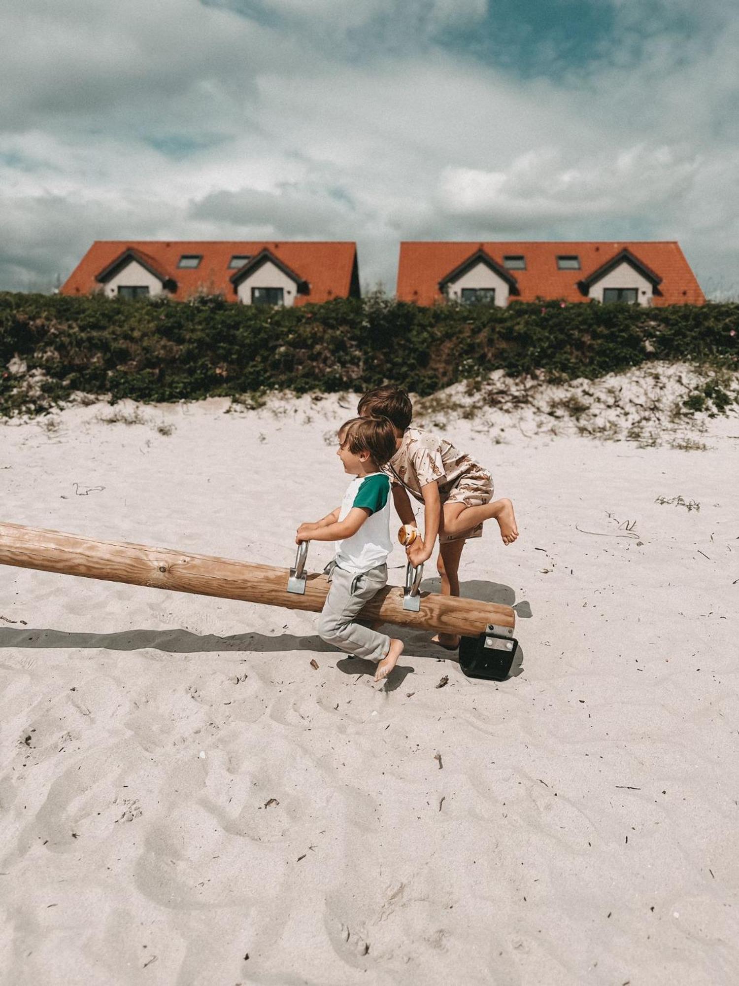 Ostsee-Strandhaus-Holnis กลึคส์บวร์ก ภายนอก รูปภาพ